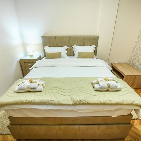 Apartman Centar 2 Podgorica Buitenkant foto