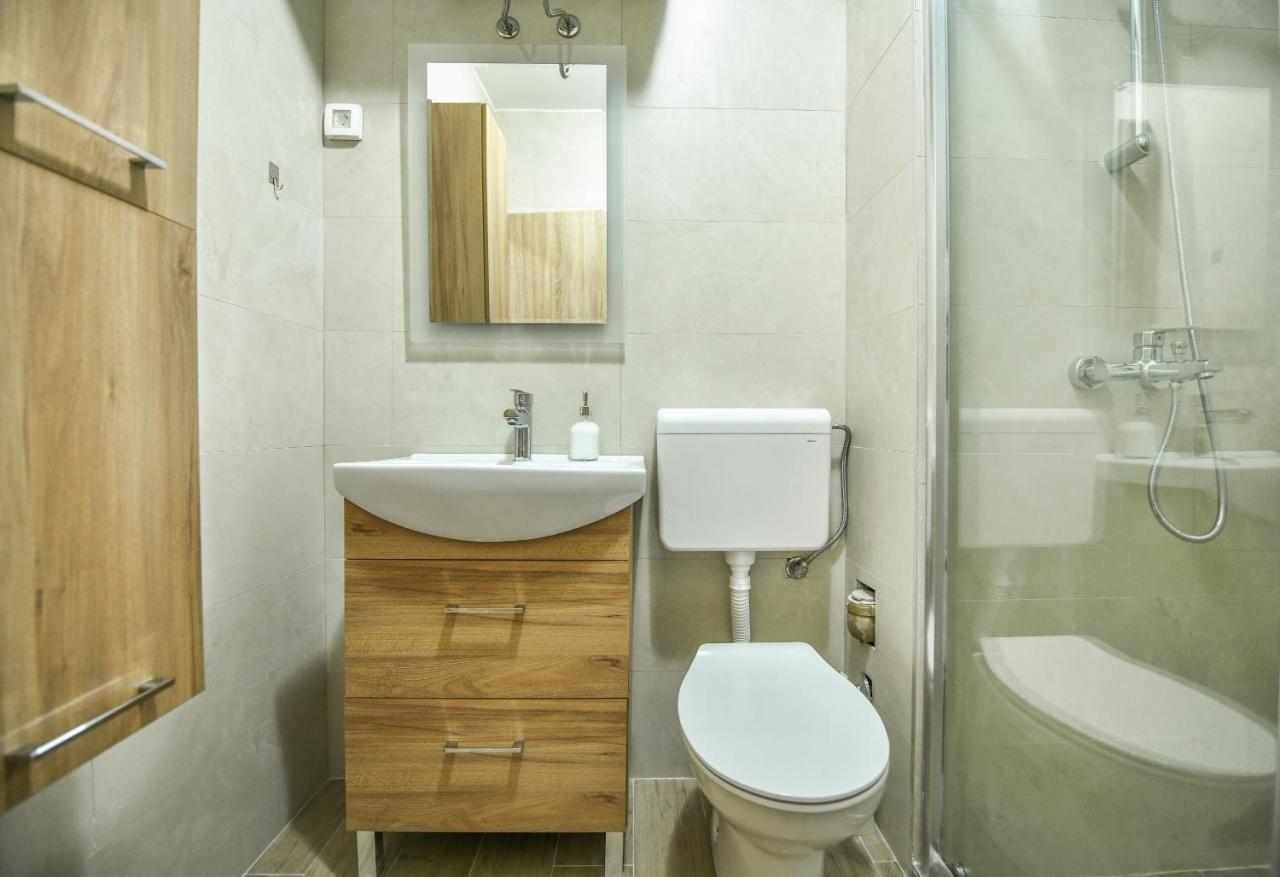 Apartman Centar 2 Podgorica Buitenkant foto