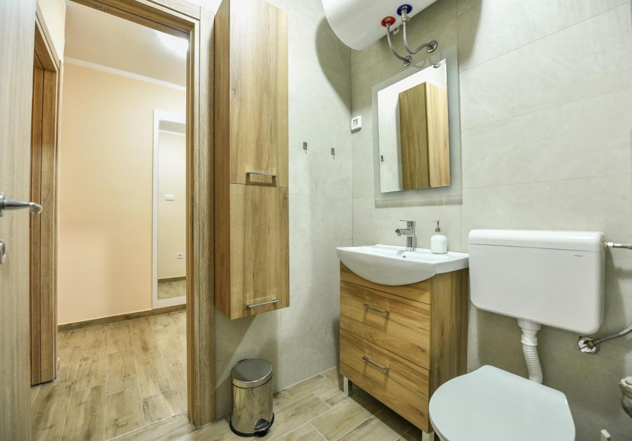 Apartman Centar 2 Podgorica Buitenkant foto