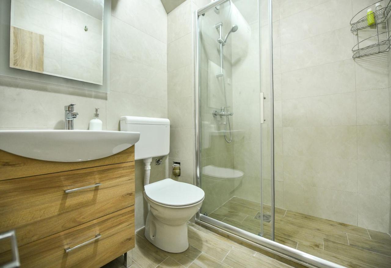 Apartman Centar 2 Podgorica Buitenkant foto